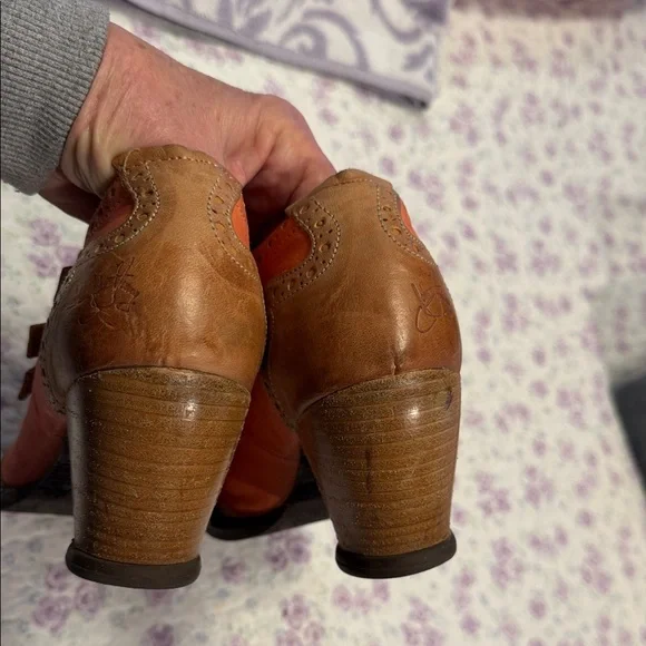 John Fluevog Coral and Tan Triple-Strap Mary Jane Shoes - Picture 7 of 8